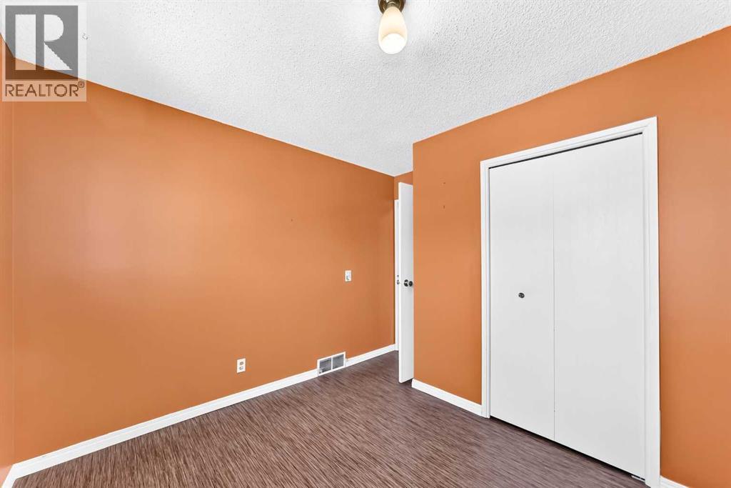 143 Deer Ridge Way SE, Calgary, Alberta  T2J 5Y7 - Photo 23 - A2350549