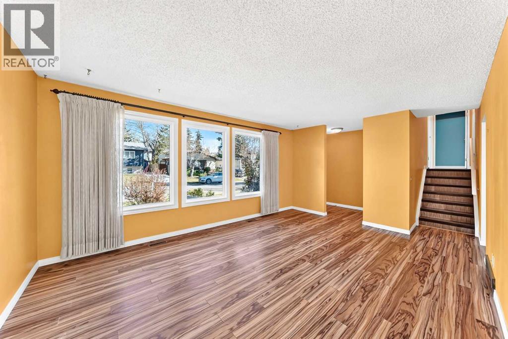 143 Deer Ridge Way SE, Calgary, Alberta  T2J 5Y7 - Photo 14 - A2350549