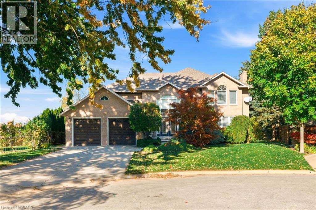 22 BURT Court, Stoney Creek, Ontario