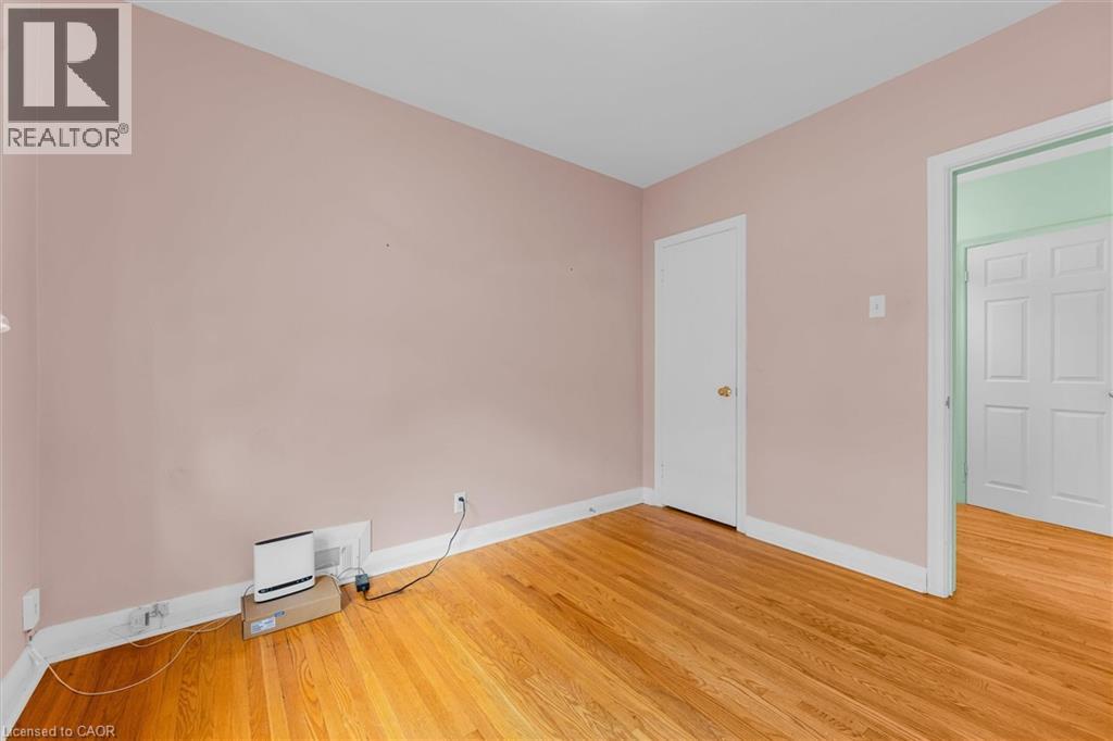 24 Muldrew Avenue, Toronto, Ontario  M1R 1X5 - Photo 12 - 40873126