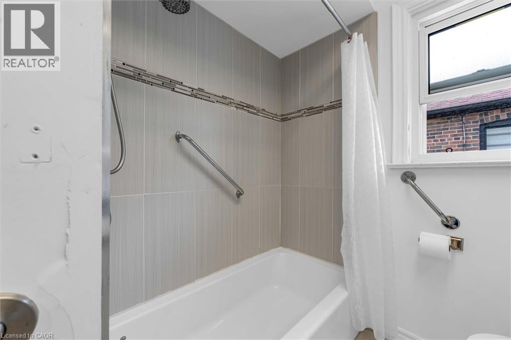 24 Muldrew Avenue, Toronto, Ontario  M1R 1X5 - Photo 18 - 40873126