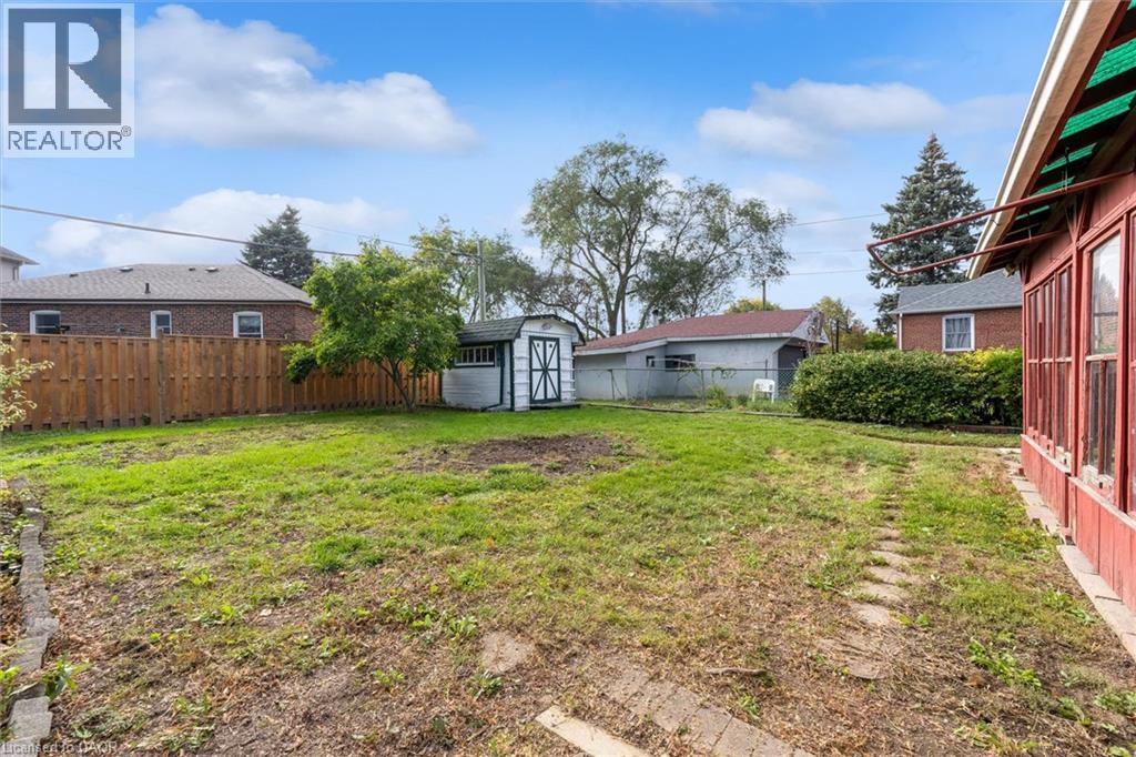 24 Muldrew Avenue, Toronto, Ontario  M1R 1X5 - Photo 33 - 40873126
