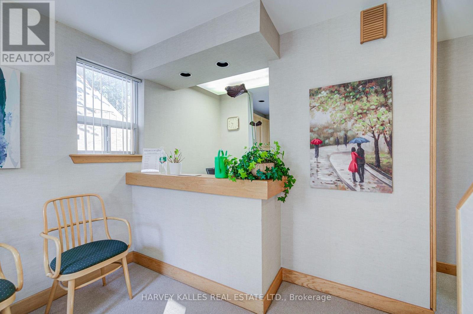 137 Sheppard Avenue E, Toronto, Ontario  M2N 3A6 - Photo 3 - C14098972