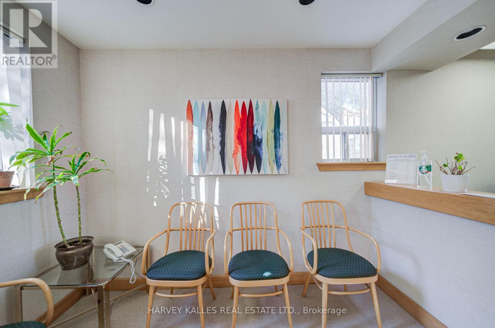 137 Sheppard Avenue E, Toronto, Ontario  M2N 3A6 - Photo 4 - C14098972