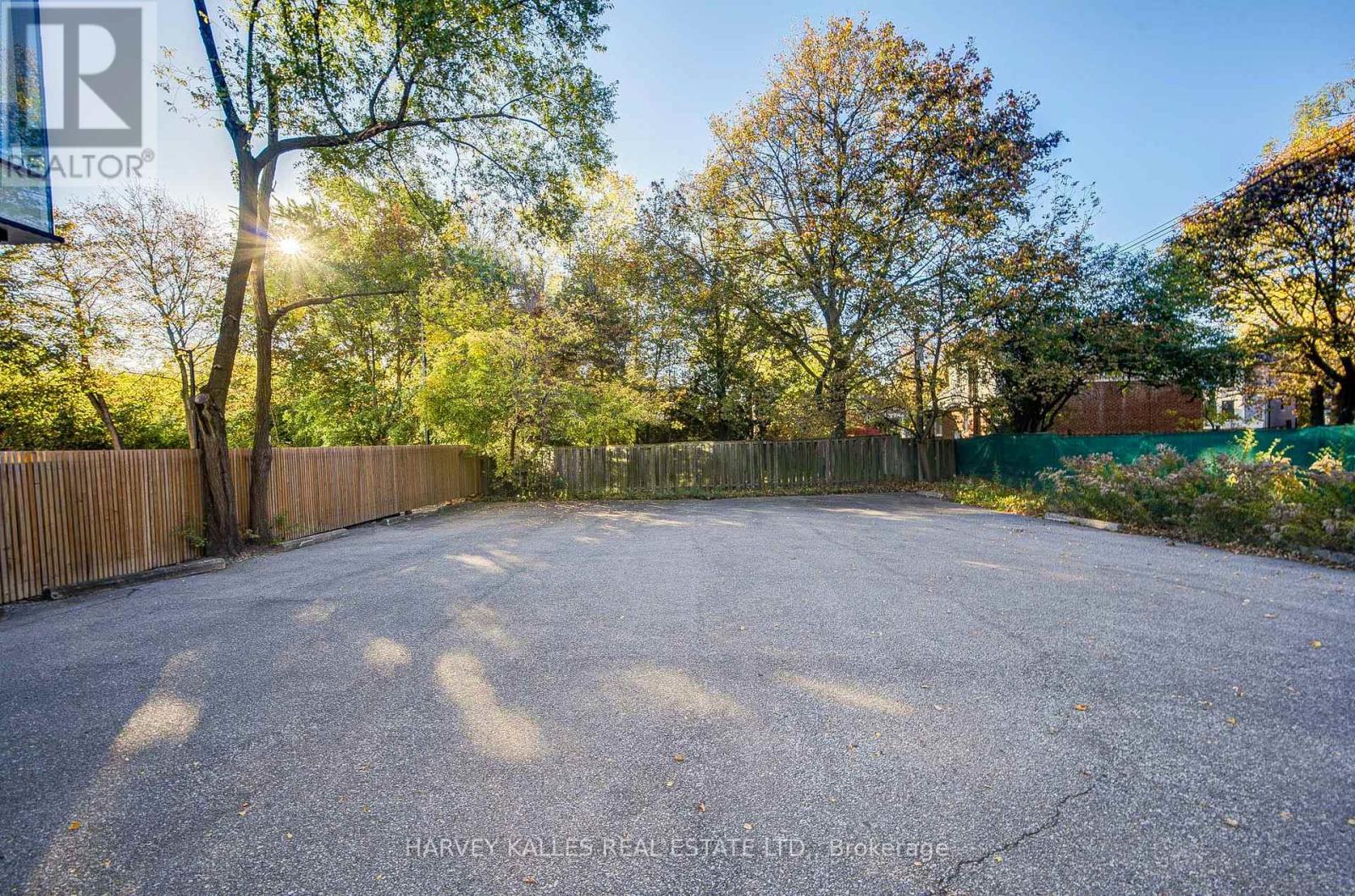 137 Sheppard Avenue E, Toronto, Ontario  M2N 3A6 - Photo 49 - C14098972