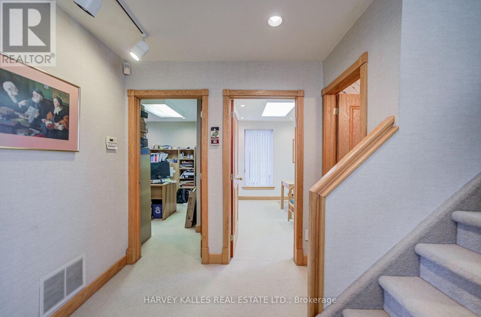 137 Sheppard Avenue E, Toronto, Ontario  M2N 3A6 - Photo 8 - C14098972