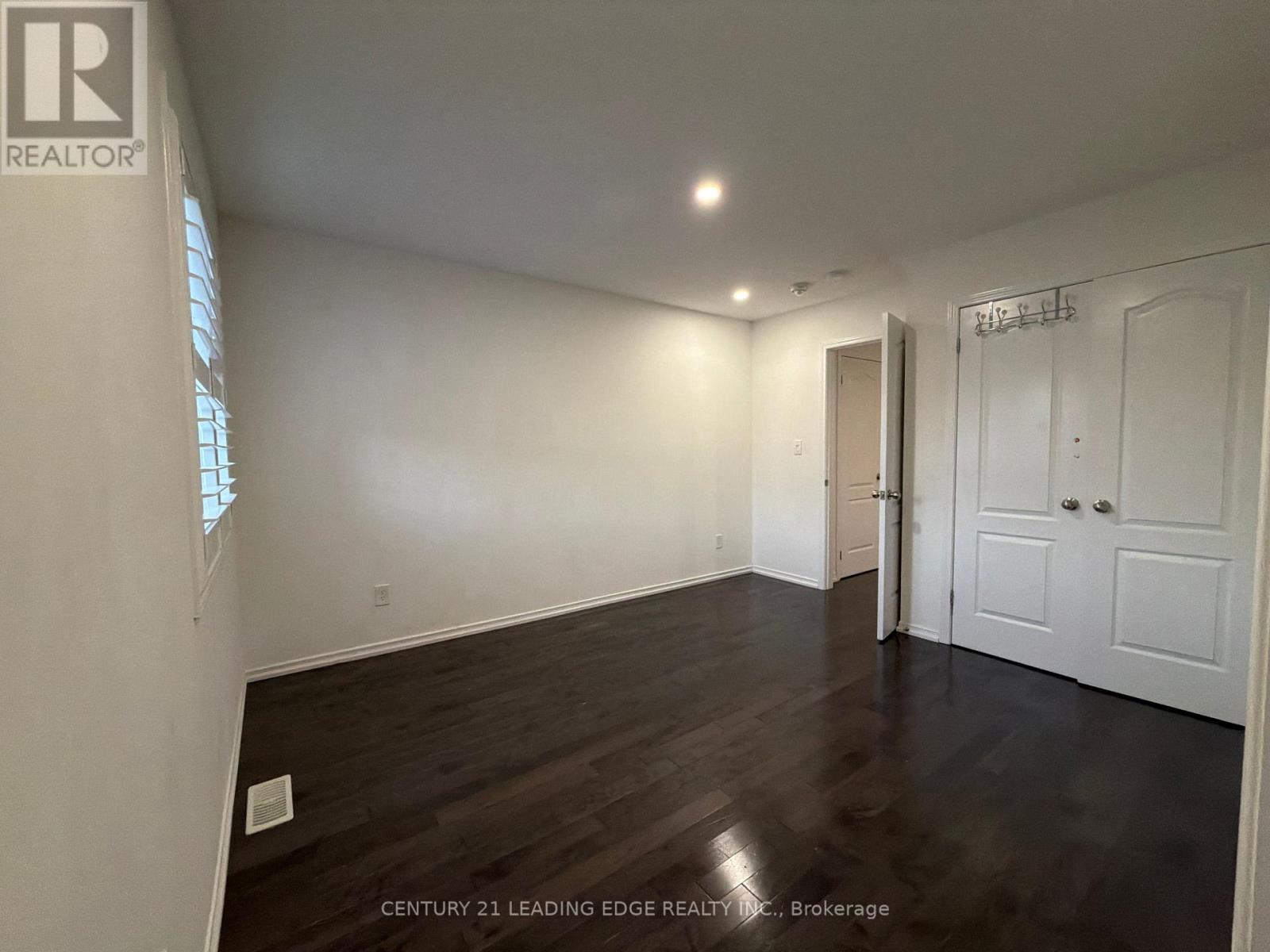 Main - 2432 Equestrian Crescent, Oshawa, Ontario  L1L 0L7 - Photo 20 - E14103876
