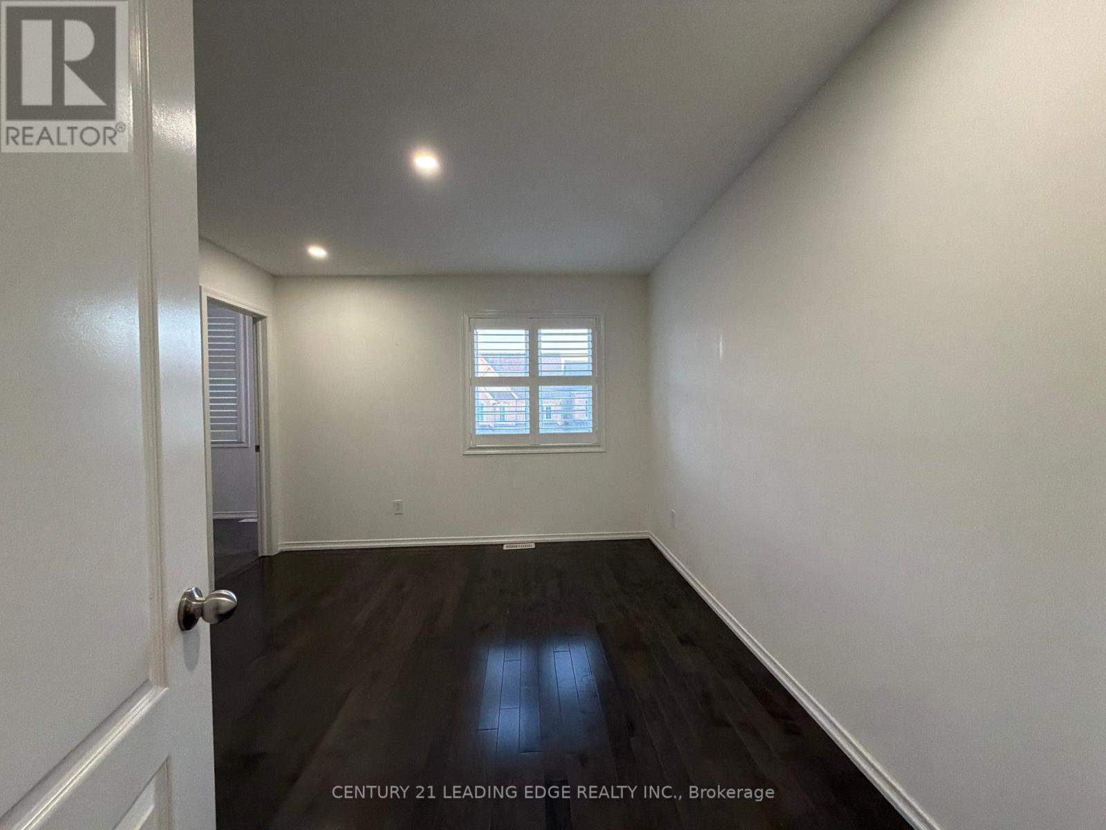Main - 2432 Equestrian Crescent, Oshawa, Ontario  L1L 0L7 - Photo 18 - E14103876