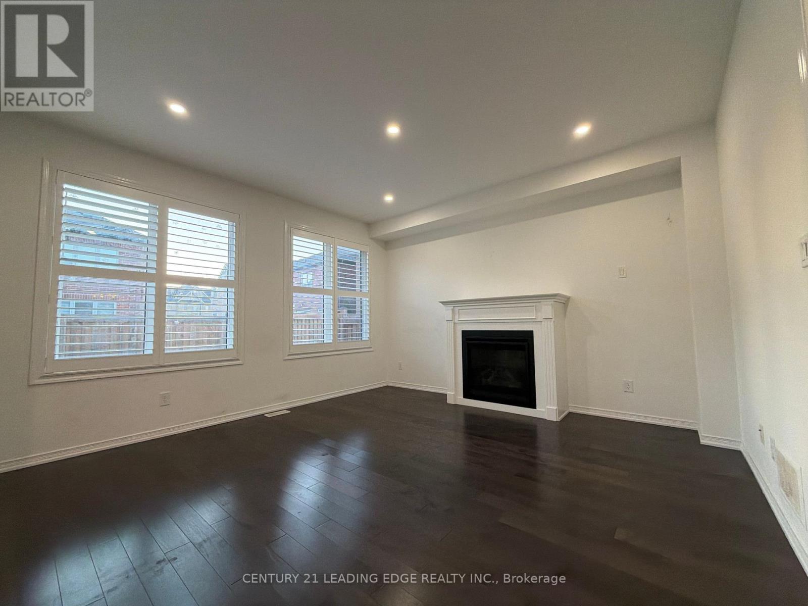 Main - 2432 Equestrian Crescent, Oshawa, Ontario  L1L 0L7 - Photo 9 - E14103876