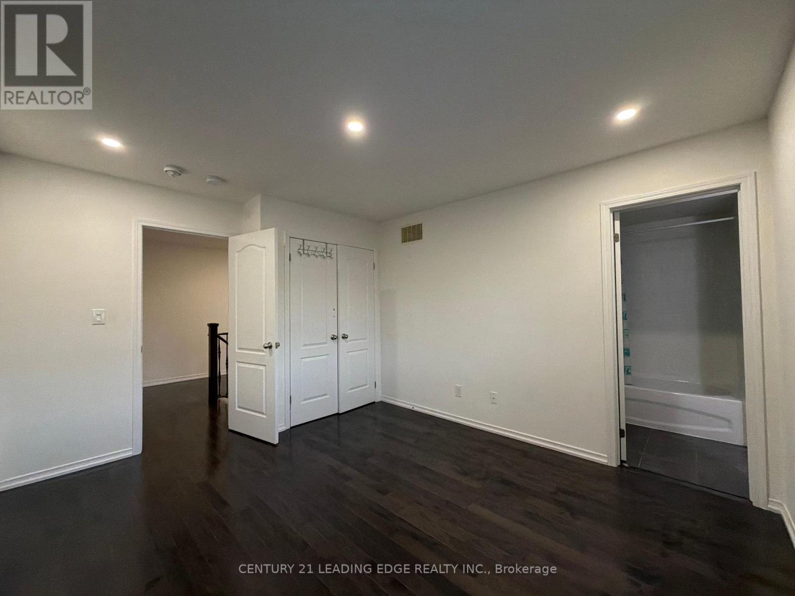 Main - 2432 Equestrian Crescent, Oshawa, Ontario  L1L 0L7 - Photo 19 - E14103876