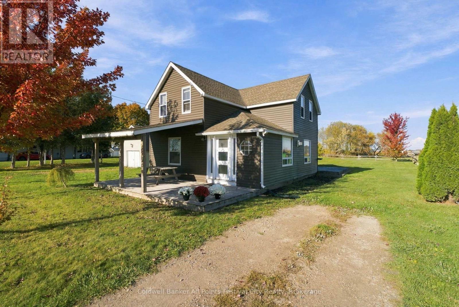 10 Amberley Road, Huron-Kinloss, Ontario  N2Z 2X3 - Photo 1 - X14105578