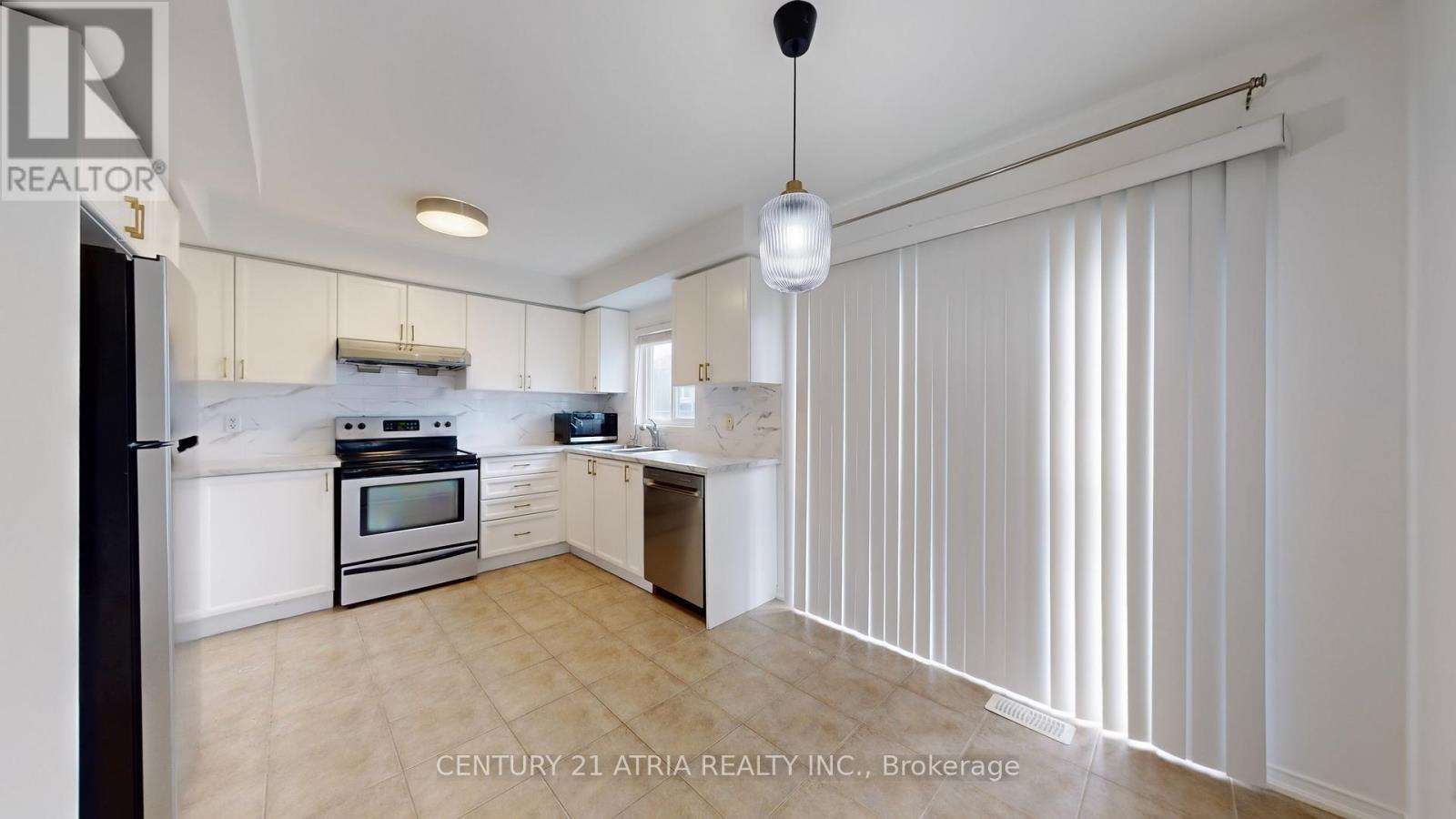 63 - 14 Lavan Lane, Ajax (Northwest Ajax), Ontario  L1T 0H1 - Photo 10 - E14105586