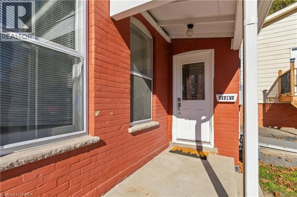 139 Grand River Avenue Unit# Lower, Brantford, Ontario  N3T 4X5 - Photo 2 - 40872965