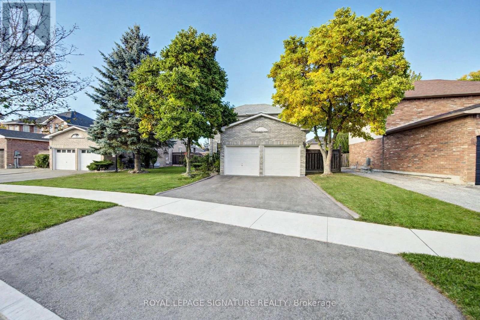 1180 Oriole Crescent, Innisfil, Ontario  L9S 2A9 - Photo 3 - N14105572