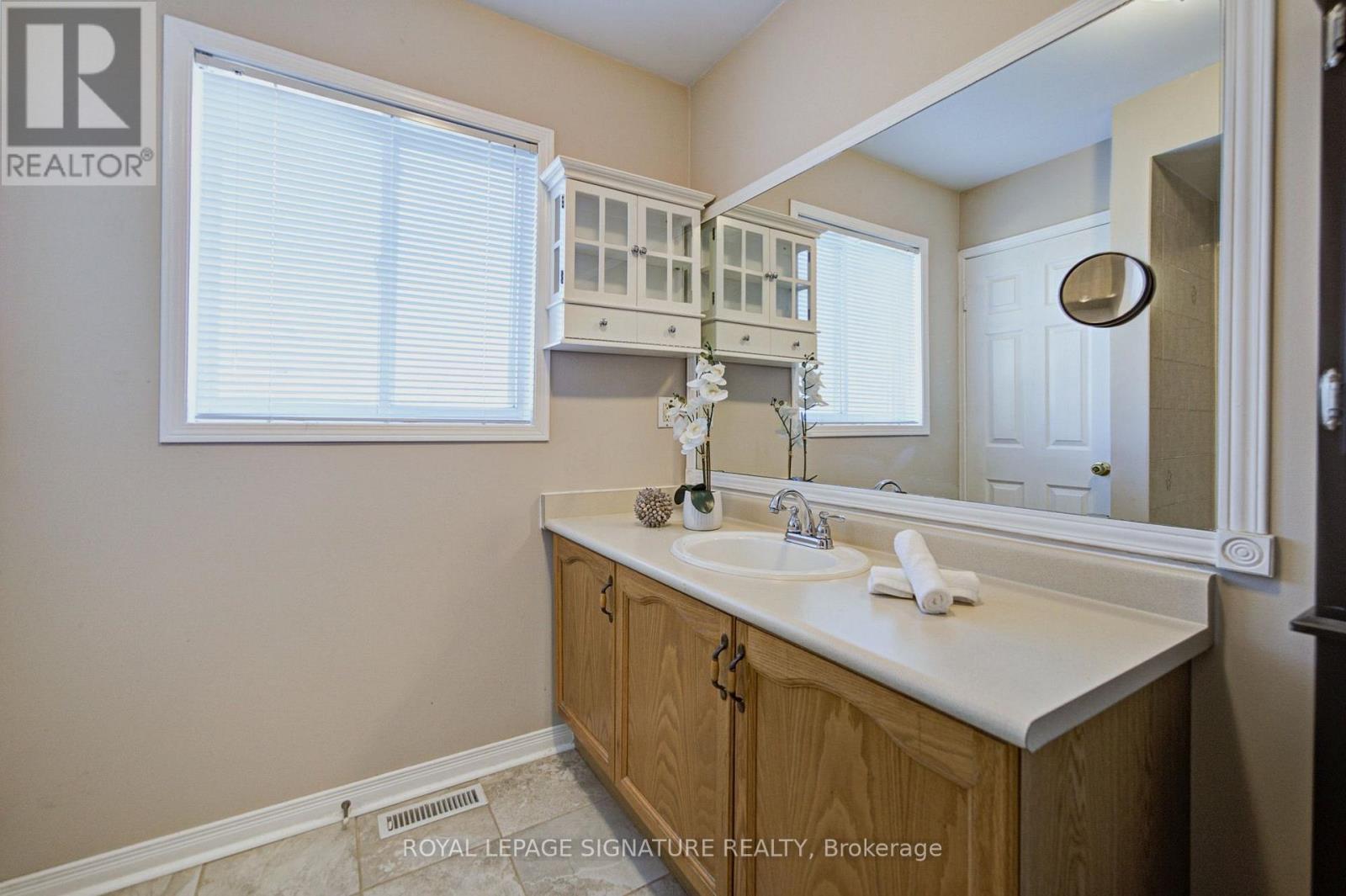1180 Oriole Crescent, Innisfil, Ontario  L9S 2A9 - Photo 34 - N14105572