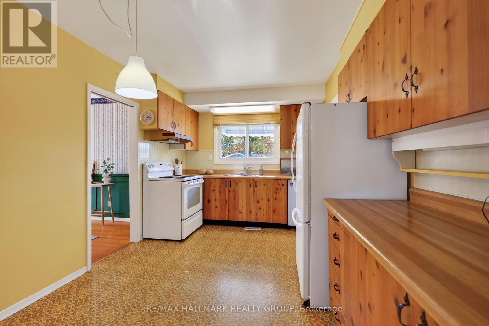 44 Singal Street, Ottawa, Ontario  K2L 1B9 - Photo 11 - X14105662