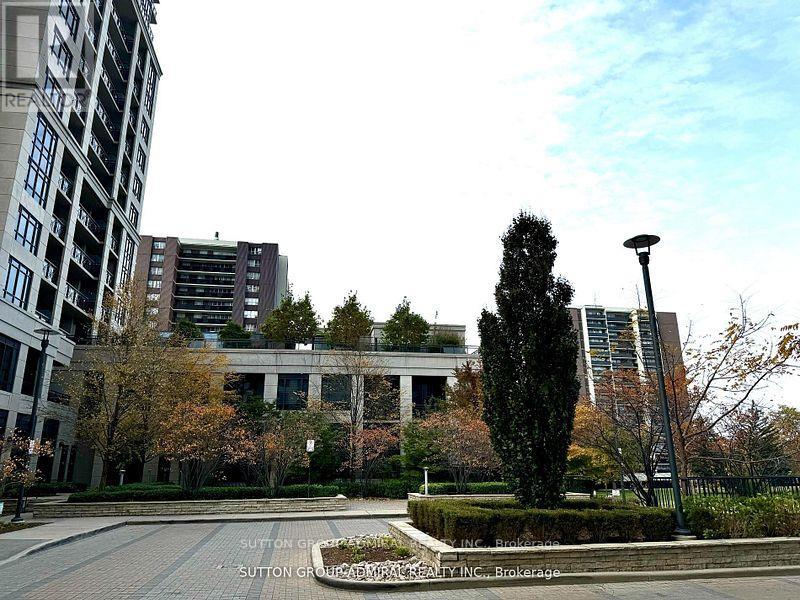 1026 - 2 Eva Road E, Toronto, Ontario  M9C 0A9 - Photo 2 - W14105590