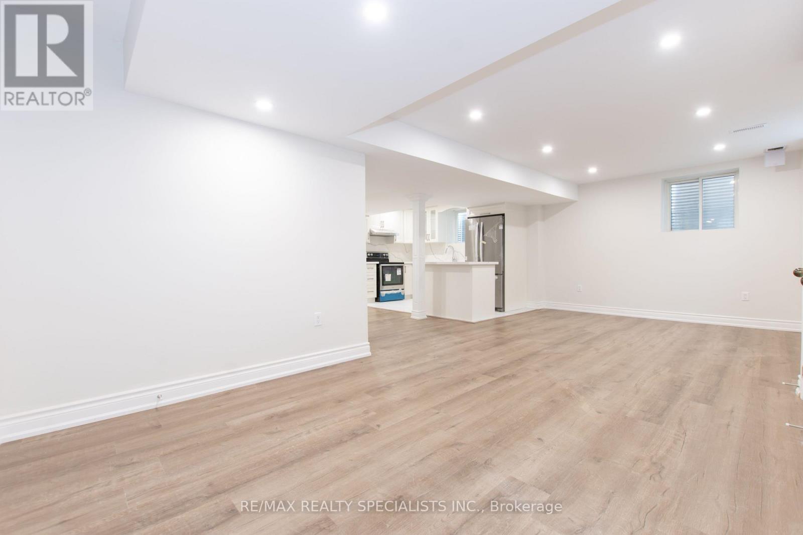 Bsmt - 1563 Doran Crescent, Milton, Ontario  L9E 1H5 - Photo 2 - W14105666