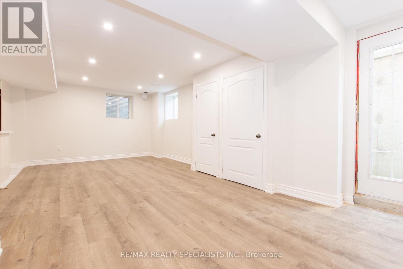 Bsmt - 1563 Doran Crescent, Milton, Ontario  L9E 1H5 - Photo 3 - W14105666