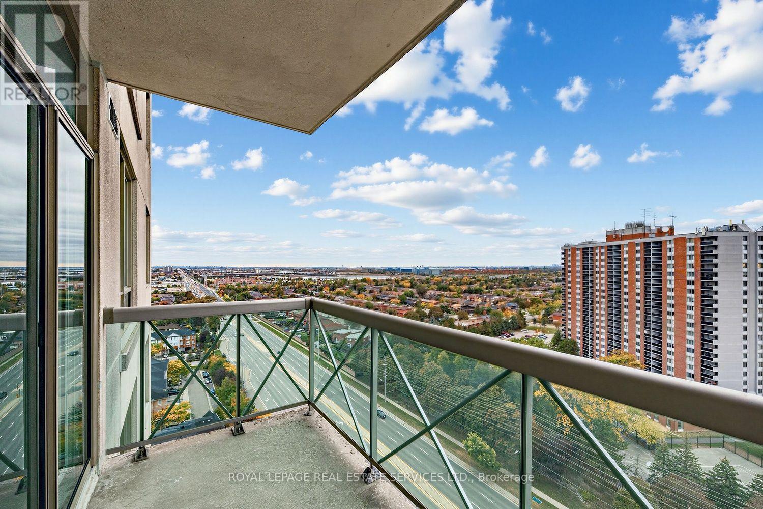 1704 - 1359 Rathburn Road E, Mississauga, Ontario  L4W 5P7 - Photo 23 - W14105674