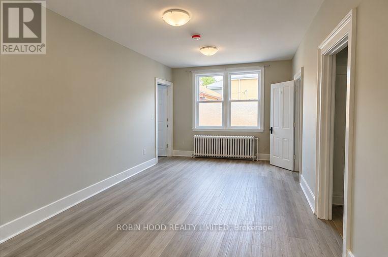3 - 59 Sheridan Street, Brantford, Ontario  N3T 2Y7 - Photo 2 - X14105602