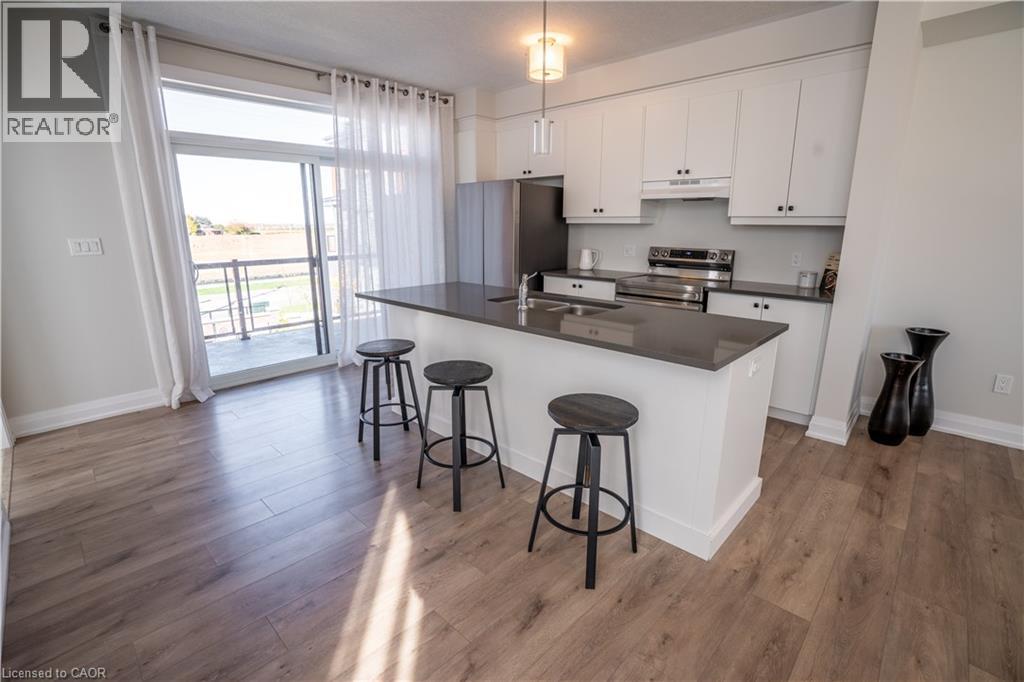 271 Grey Silo Road Unit# 52, Waterloo, Ontario  N2K 0E9 - Photo 5 - 40872230