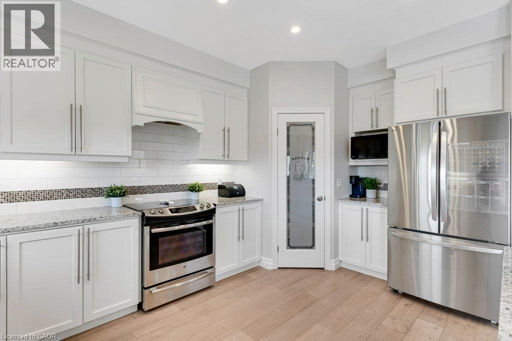 27 Irongate Drive, Paris, Ontario  N3L 4G3 - Photo 16 - 40872869