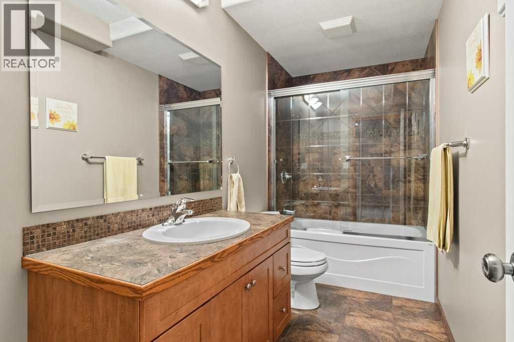 130 Oaklands Crescent, Red Deer, Alberta  T4P 0C3 - Photo 22 - A2350276