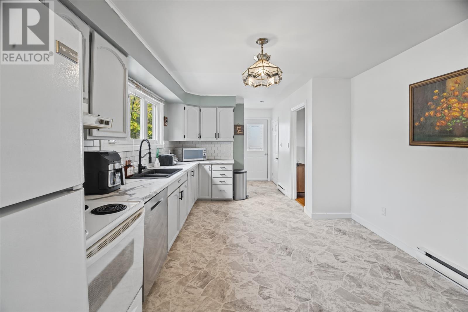 84 Canada Drive, St. John's — photo 12