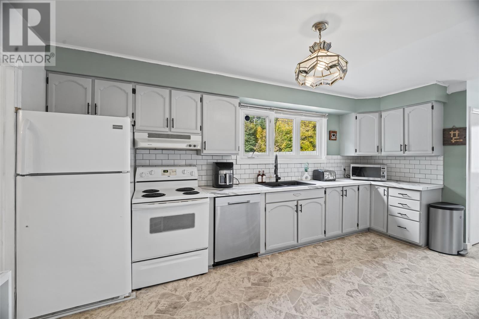 84 Canada Drive, St. John's — photo 13