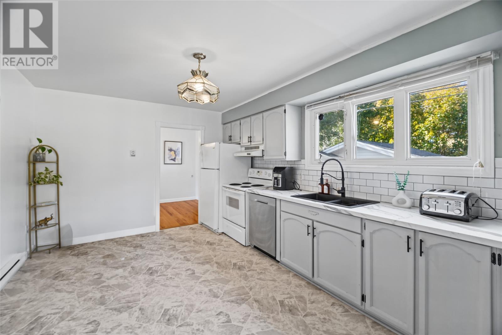 84 Canada Drive, St. John's — photo 14