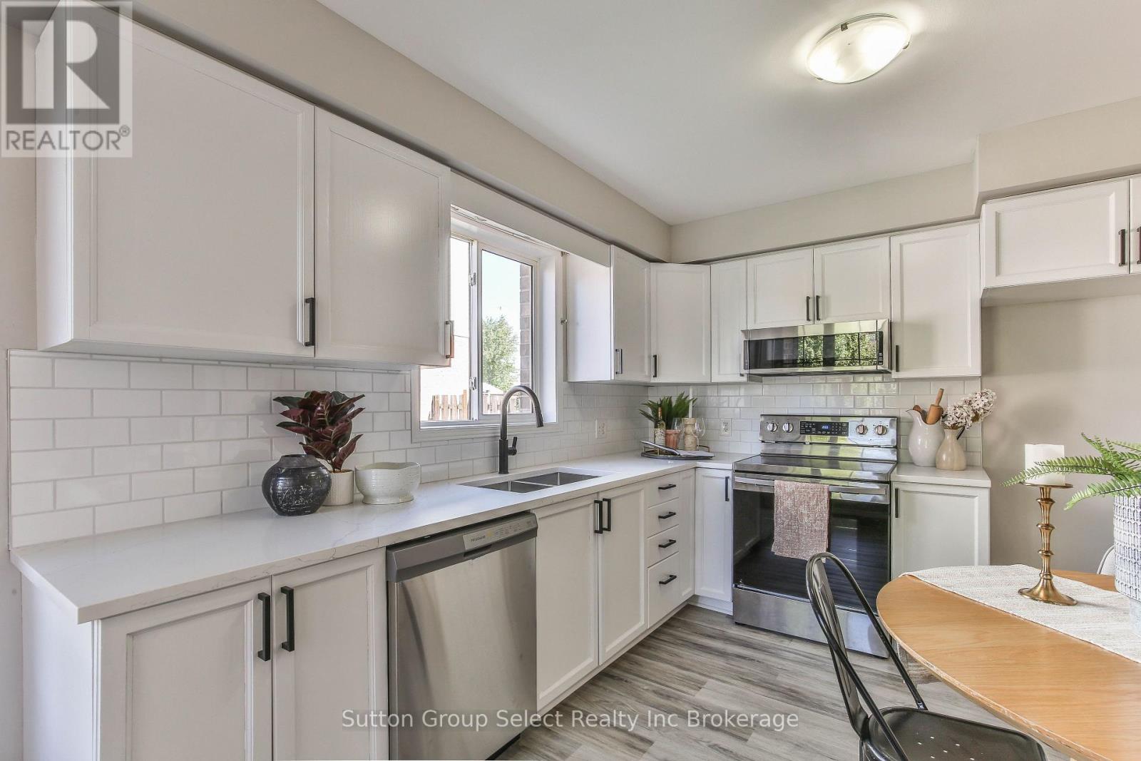 1106 Nellis Street, Woodstock (Woodstock - North), Ontario  N4T 1N4 - Photo 6 - X14105846