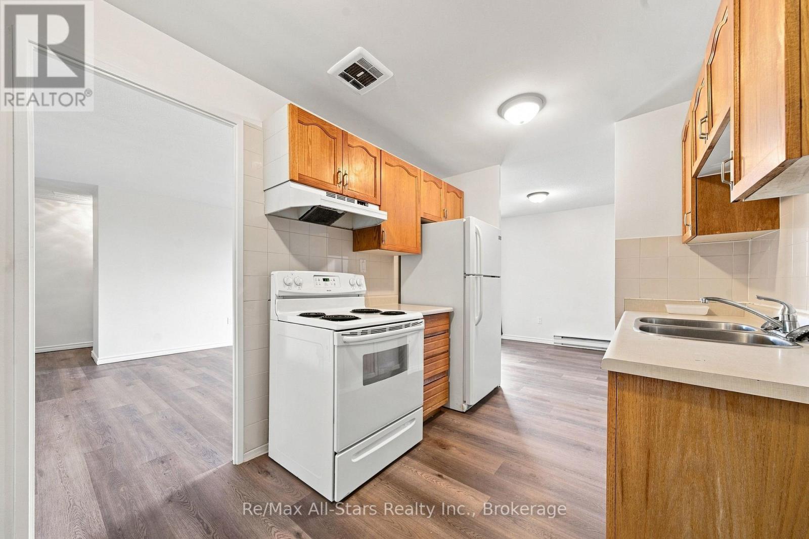 806 - 855 Kennedy Road, Toronto, Ontario M1K 2E3 - Photo 20 - E14105802