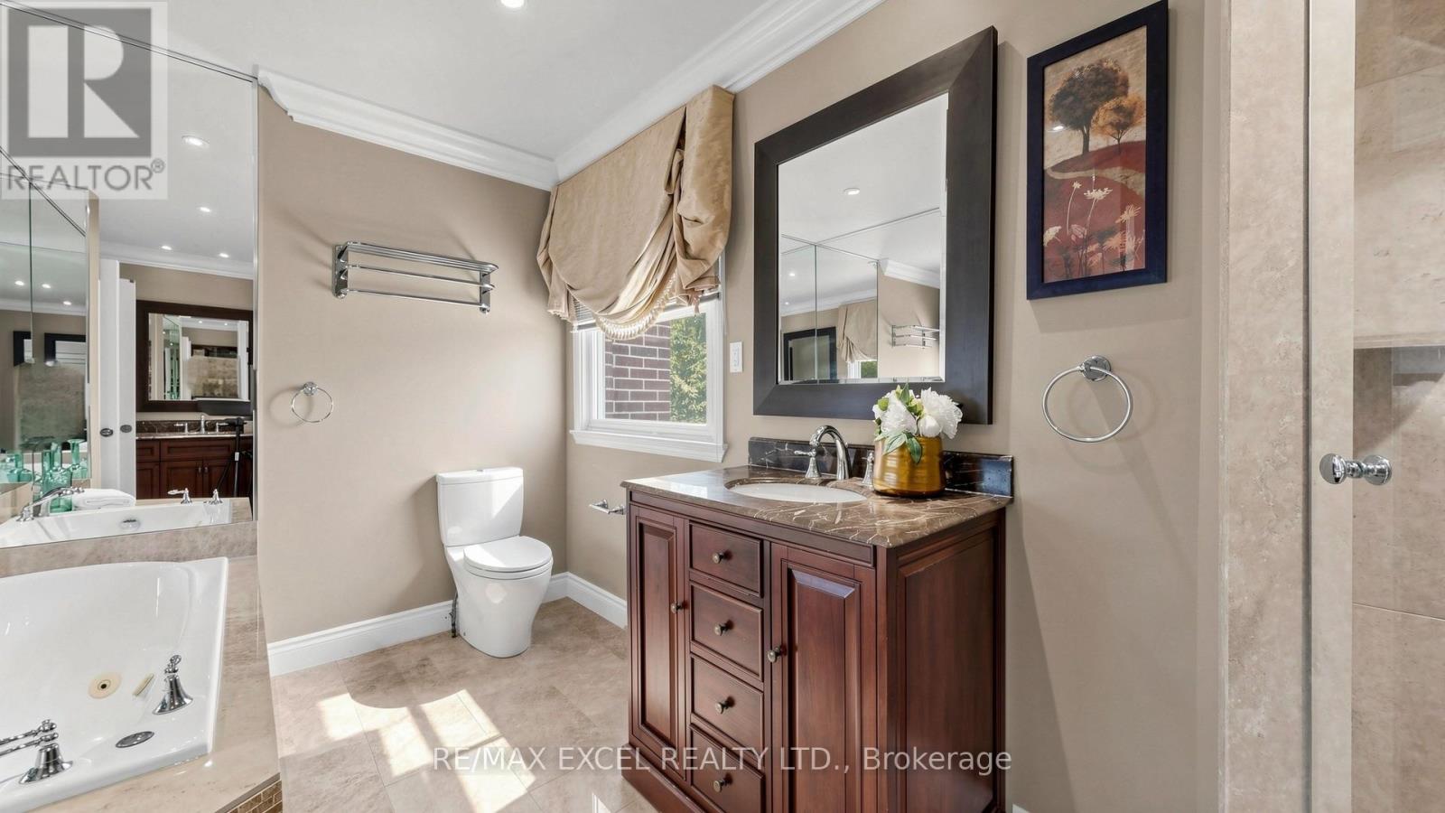 15 Mellowood Drive, Toronto, Ontario  M2L 2E4 - Photo 18 - C14105706