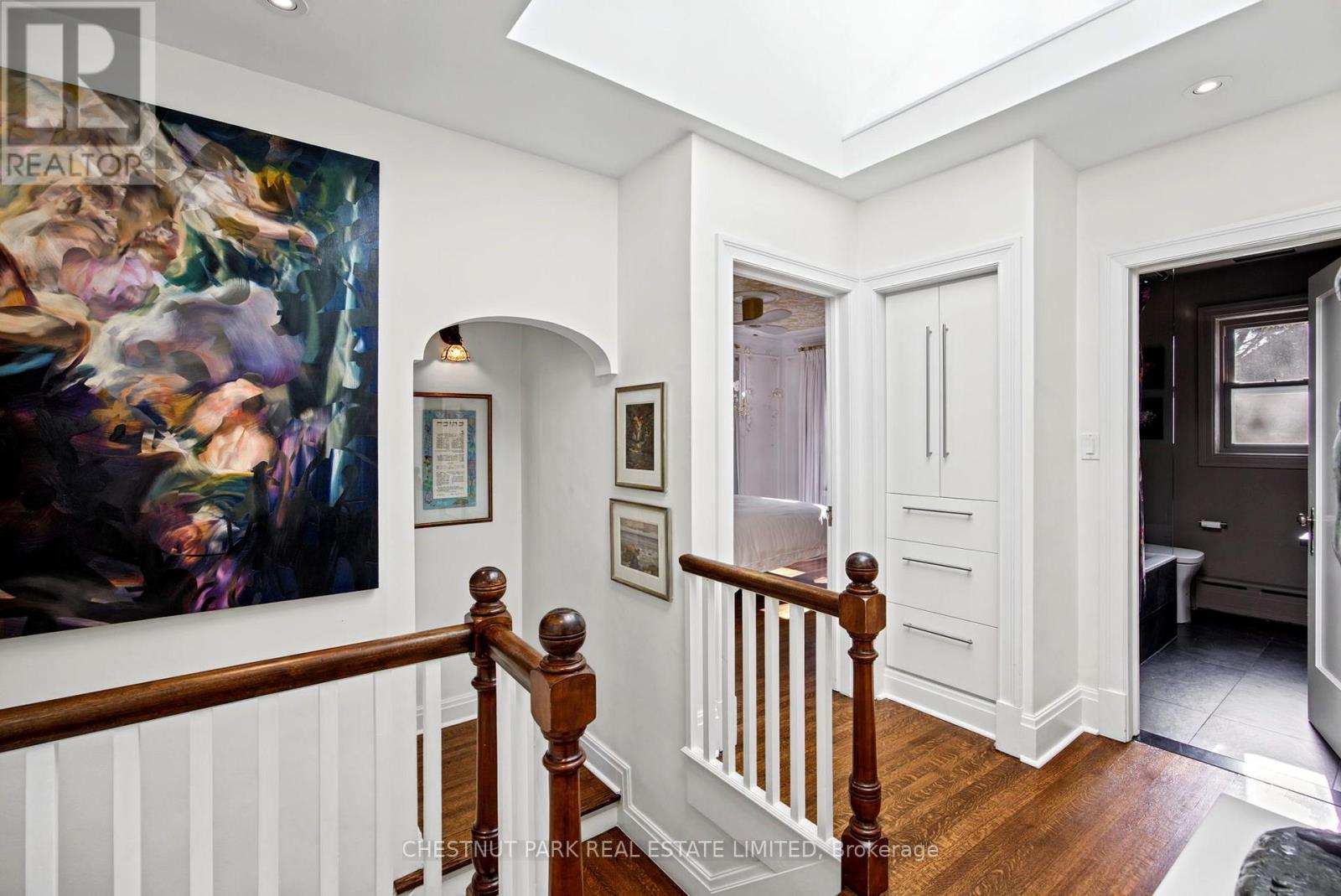 256 Old Forest Hill Road, Toronto, Ontario  M6C 2H4 - Photo 19 - C14105726