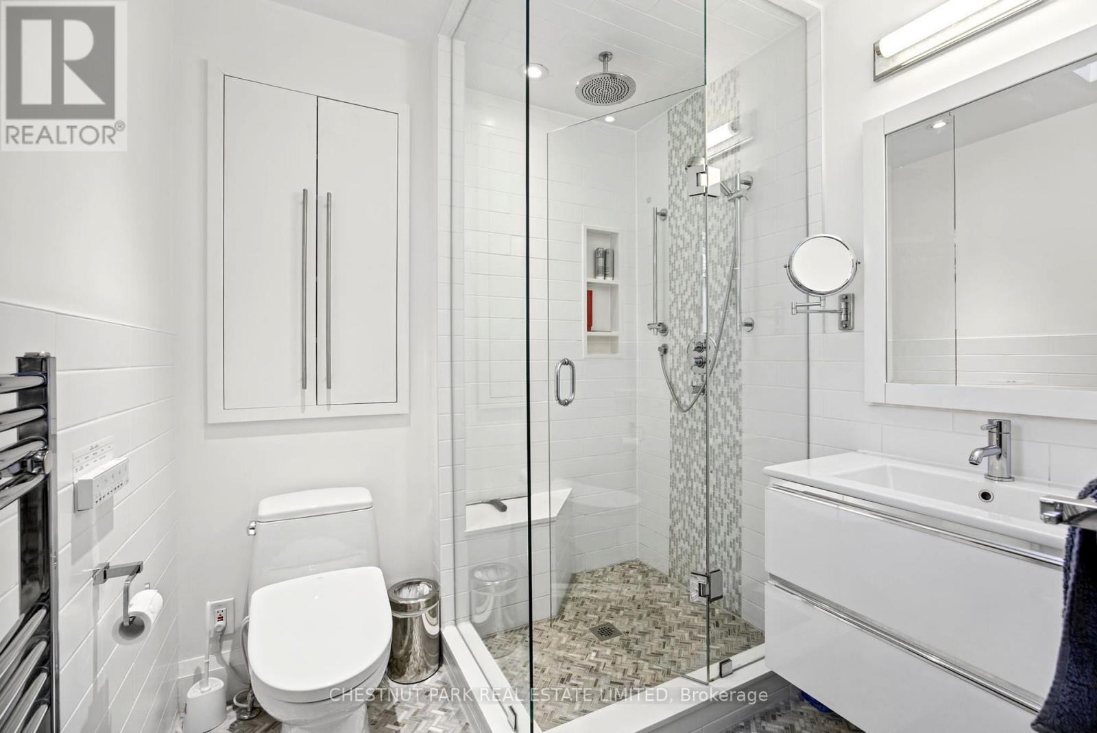 256 Old Forest Hill Road, Toronto, Ontario  M6C 2H4 - Photo 24 - C14105726