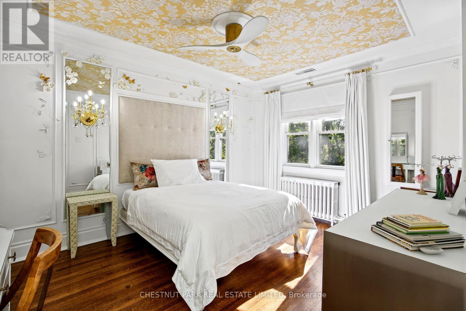 256 Old Forest Hill Road, Toronto, Ontario  M6C 2H4 - Photo 25 - C14105726