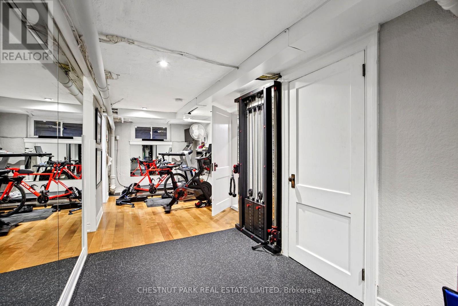 256 Old Forest Hill Road, Toronto, Ontario  M6C 2H4 - Photo 34 - C14105726