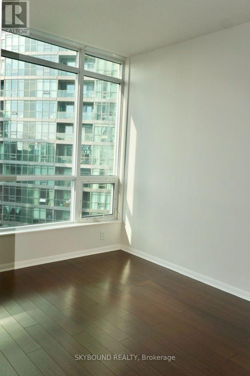 811 - 219 Fort York Boulevard, Toronto, Ontario  M5V 1B1 - Photo 11 - C14105844