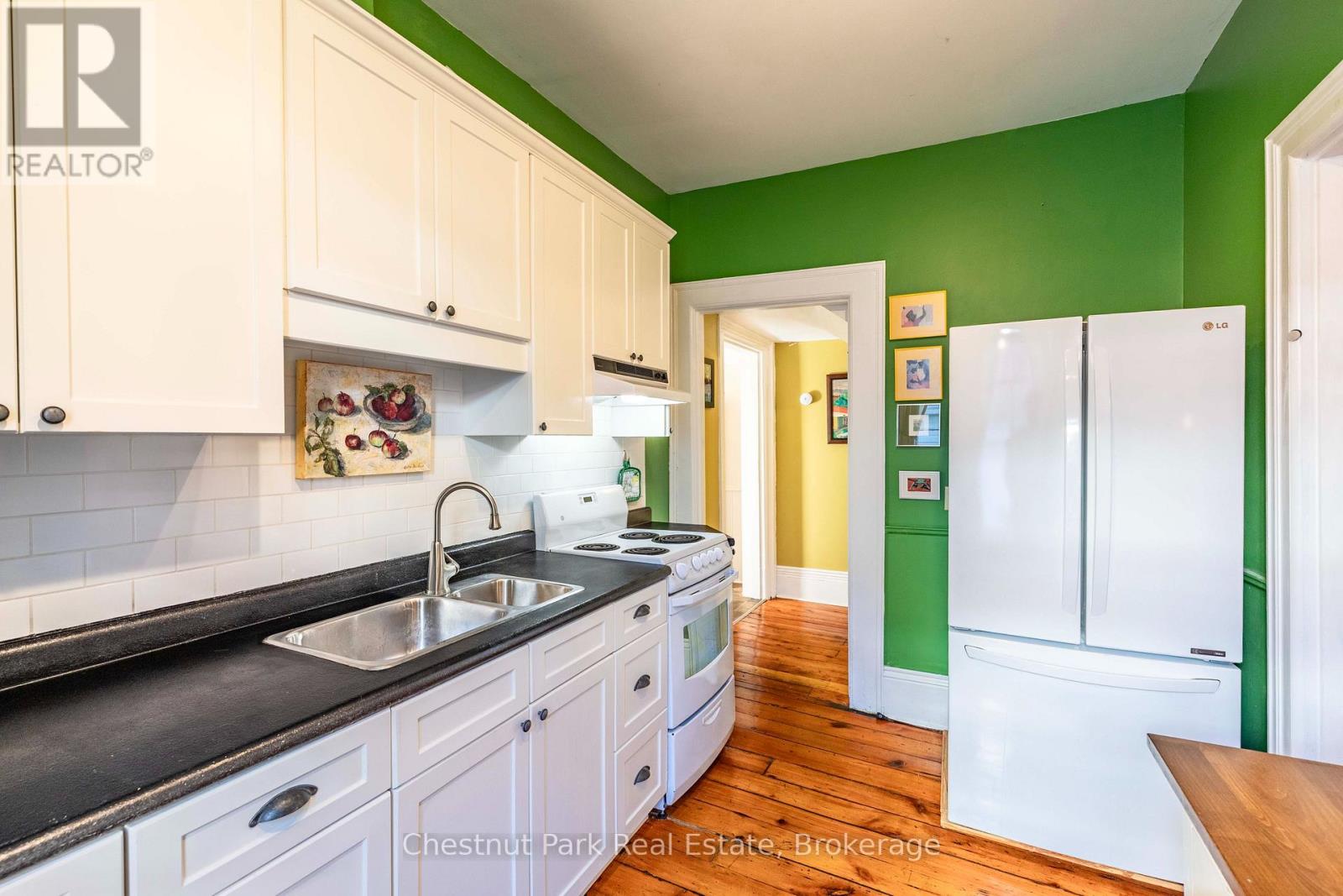 756 15th Street E, Owen Sound, Ontario  N4K 1X6 - Photo 12 - X14105784