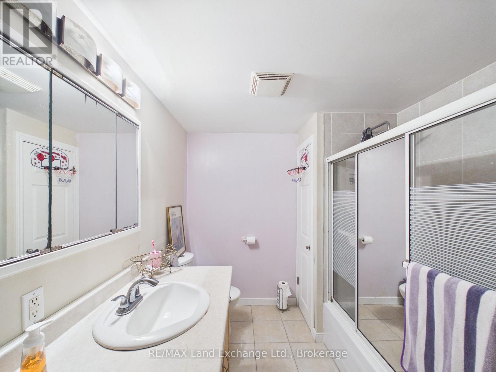 20 Manse Street, Kincardine, Ontario  N0G 2T0 - Photo 8 - X14106000