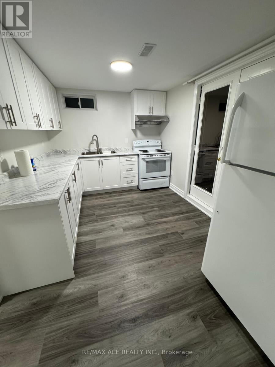 Bsmt - 1644 Pepperwood Gate, Pickering (Brock Ridge), Ontario  L1X 2K1 - Photo 2 - E14105738