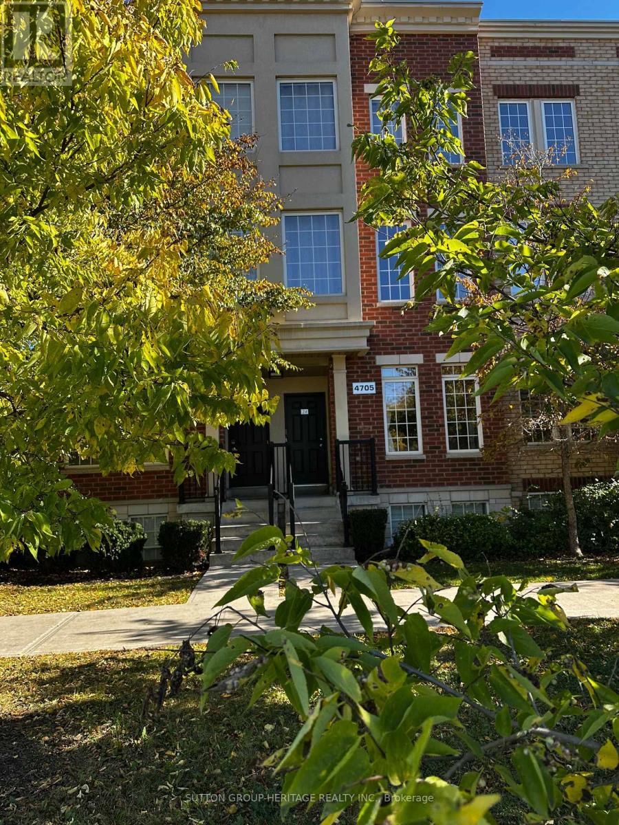 24 - 4705 KINGSTON ROAD