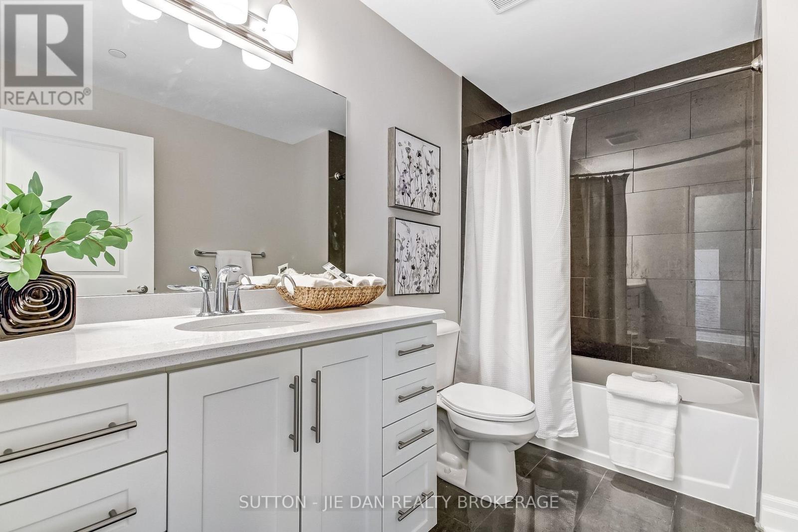 912 - 260 Villagewalk Boulevard, London North, Ontario  N6G 0W6 - Photo 15 - X14105948