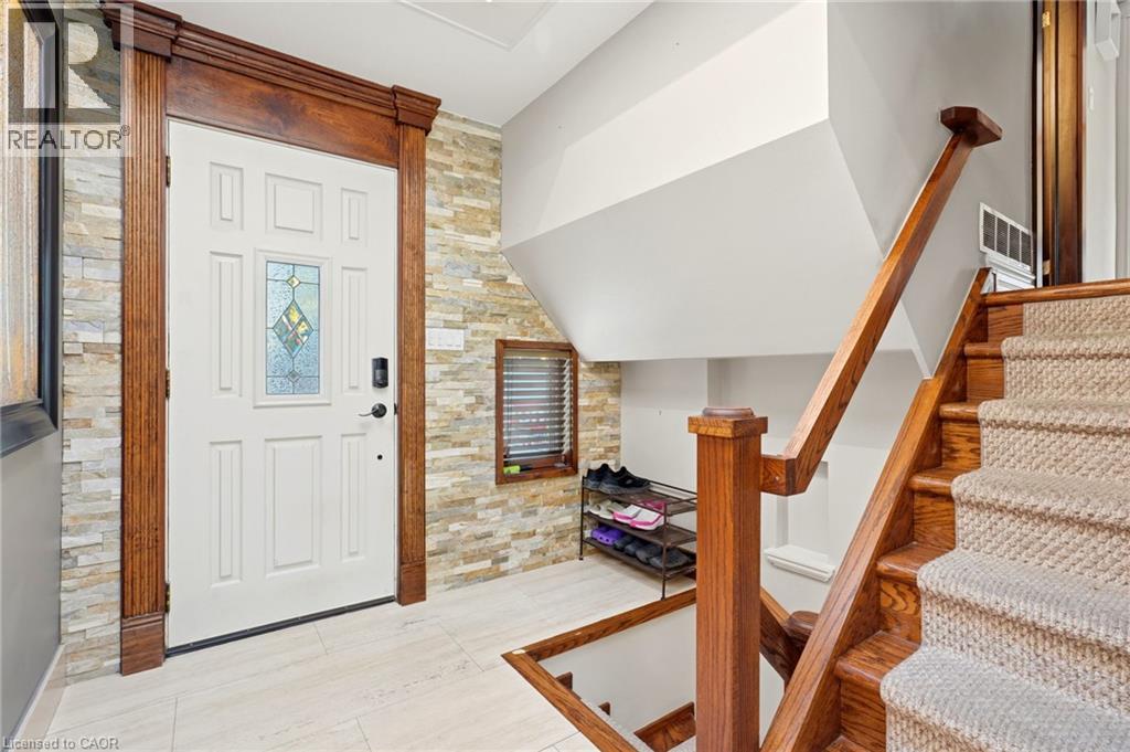 115 Euston Road, Burlington, Ontario  L7L 4V5 - Photo 5 - 40872468