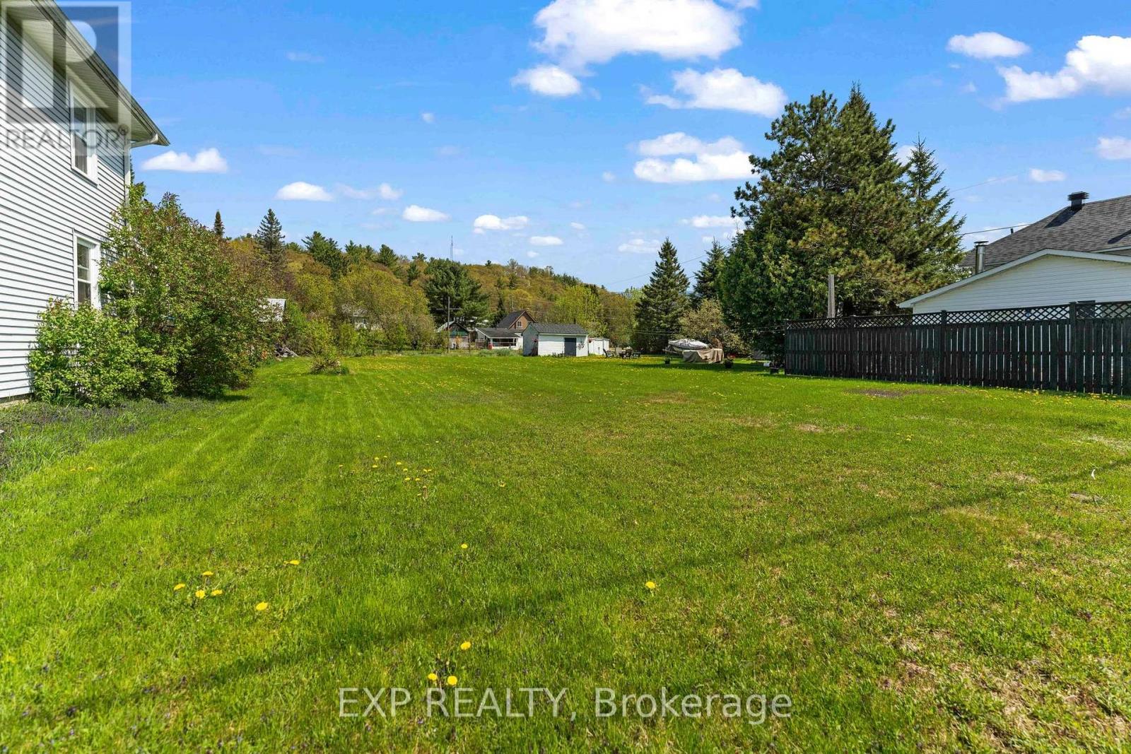 00 Casey Street, Madawaska Valley, Ontario