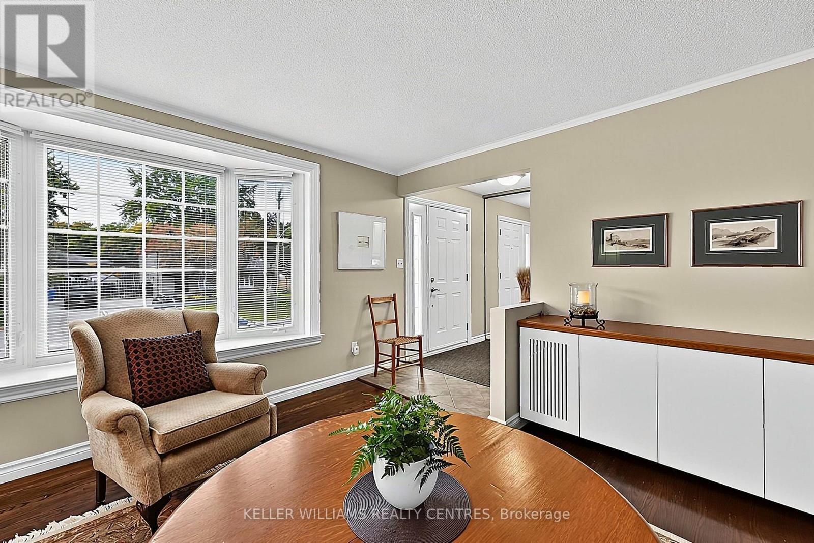 141 Lundys Lane, Newmarket (Huron Heights-Leslie Valley), Ontario  L3Y 3S2 - Photo 12 - N14105710