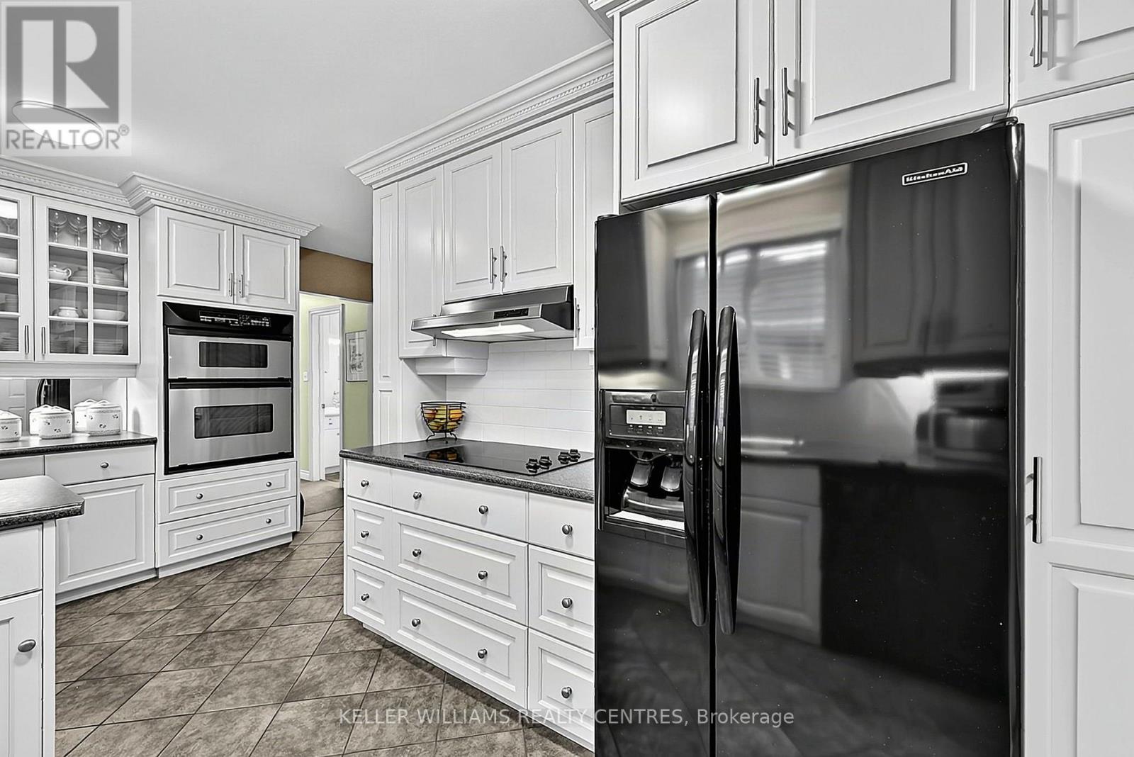 141 Lundys Lane, Newmarket (Huron Heights-Leslie Valley), Ontario  L3Y 3S2 - Photo 22 - N14105710