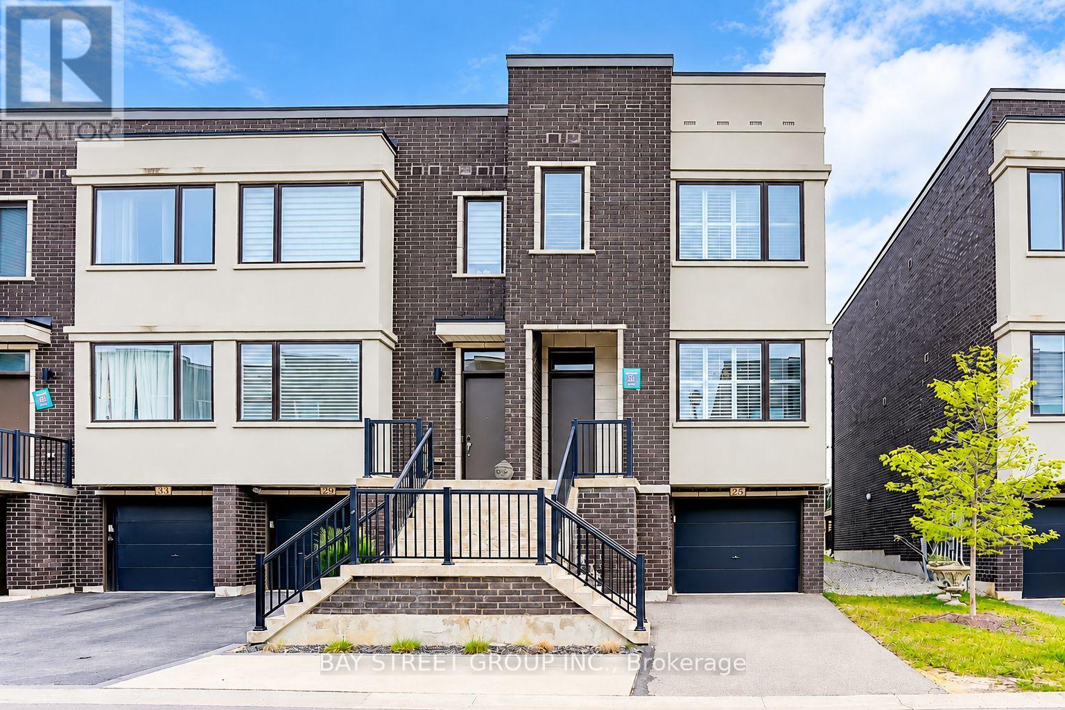 25 SYDNEY CIRCLE, Vaughan, Ontario