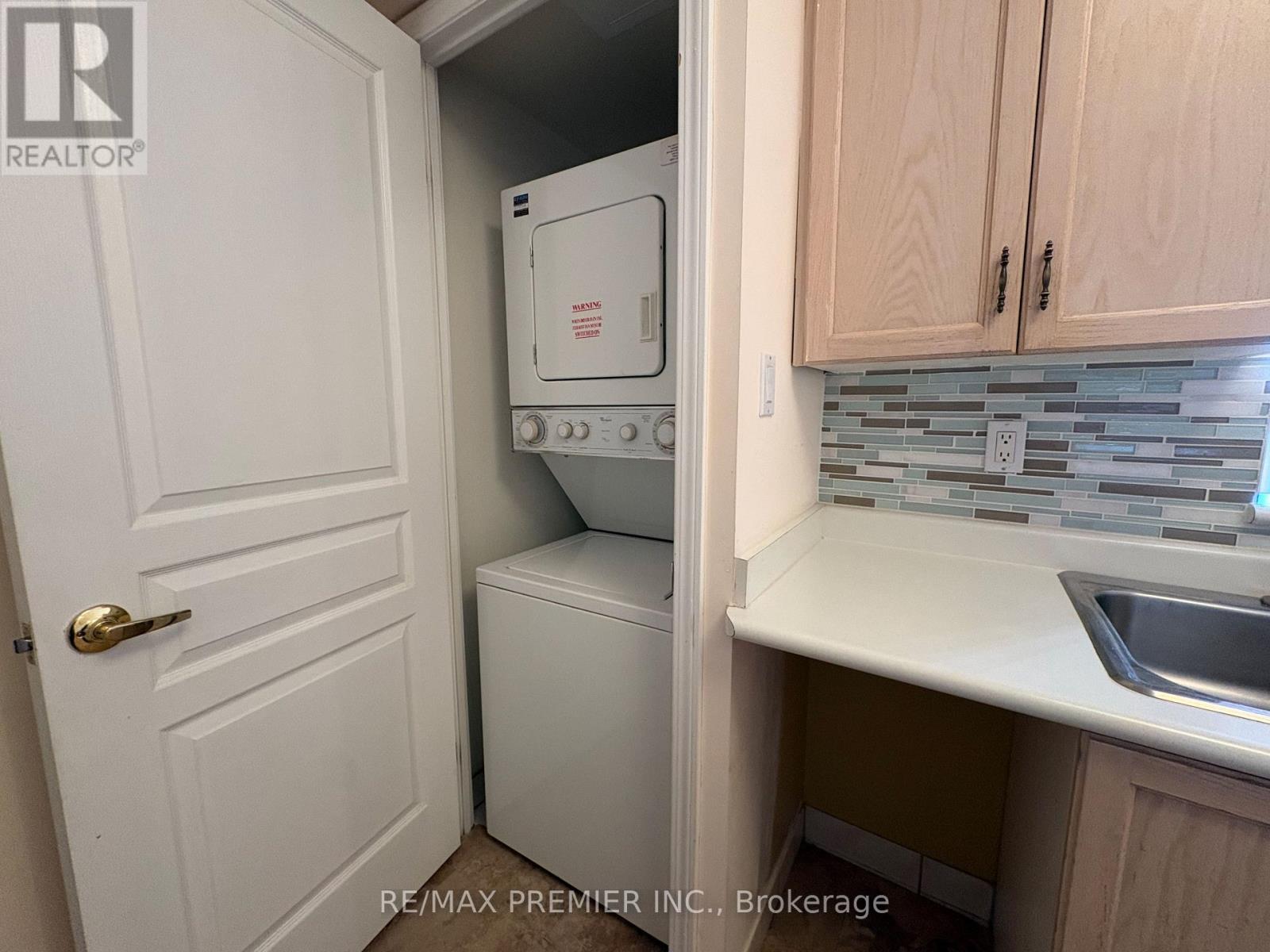 612 - 29 Northern Heights Drive, Richmond Hill, Ontario  L4B 4M4 - Photo 6 - N14105800